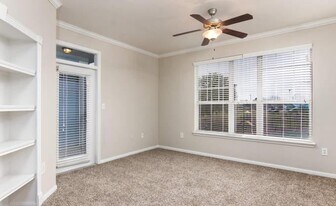 2900 Pearland Pkwy in Pearland, TX - Building Photo