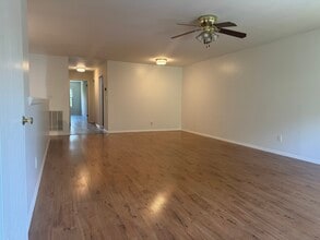 37 Greenwich Ave in Stamford, CT - Building Photo - Building Photo