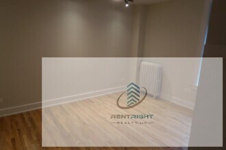 4526 N Sheridan Rd in Chicago, IL - Building Photo - Building Photo