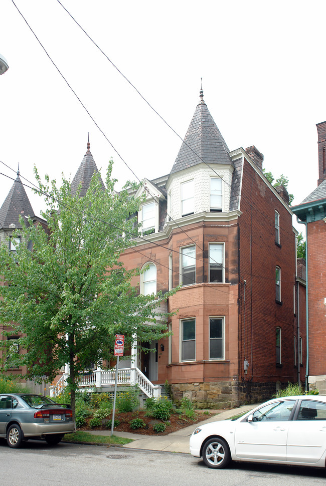 626-628 Summerlea St