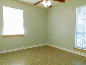 3510 Sagebrush Dr in Denton, TX - Building Photo - Building Photo