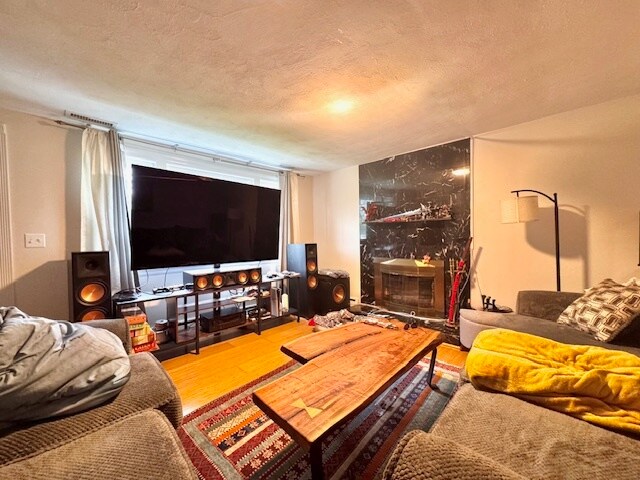 1247 Trapelo Rd in Waltham, MA - Building Photo