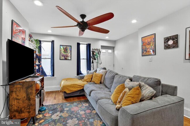 1451 S Colorado St in Philadelphia, PA - Building Photo - Building Photo