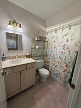 590 NE Lima Vias in Jensen Beach, FL - Building Photo - Building Photo