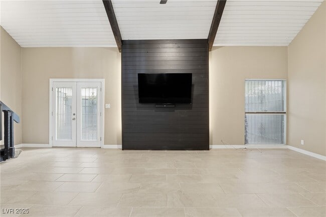 4039 Village Square in Las Vegas, NV - Building Photo - Building Photo