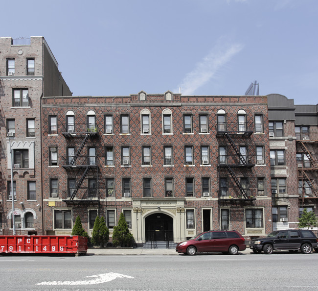 Bernard Arms in Brooklyn, NY - Foto de edificio - Building Photo