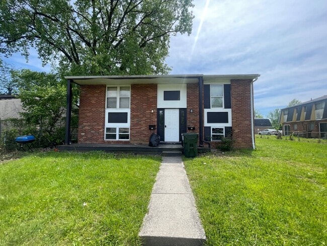 property at 1609 E 26th Ave