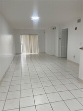 4681 NW 9th St in Miami, FL - Building Photo - Building Photo