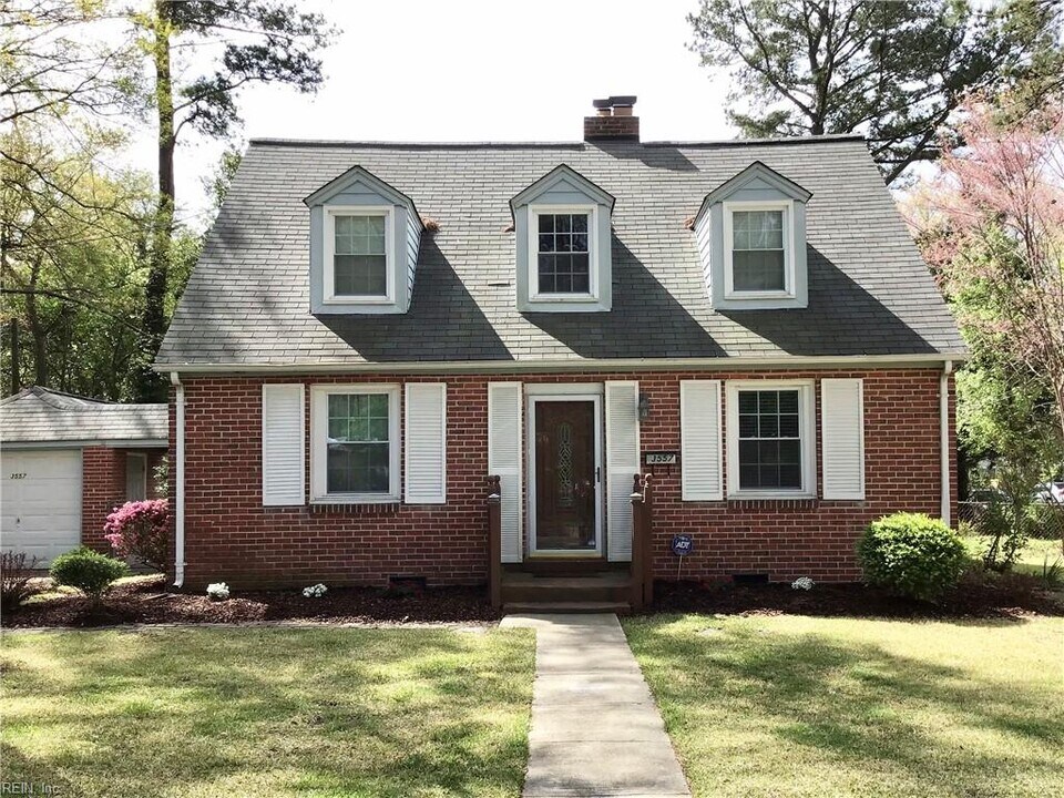 3557 Gatling Ave in Norfolk, VA - Building Photo