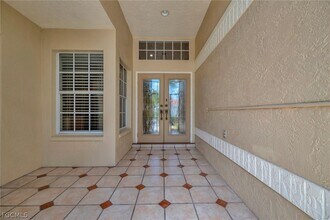 9341 White Hickory Ln in Ft. Myers, FL - Building Photo - Building Photo