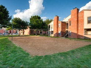 Wellington Park Apartments in Lewisville, TX - Building Photo - Building Photo