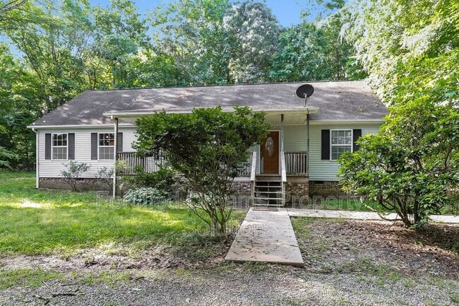 5334 Troy Smith Rd in Liberty, NC - Building Photo - Building Photo