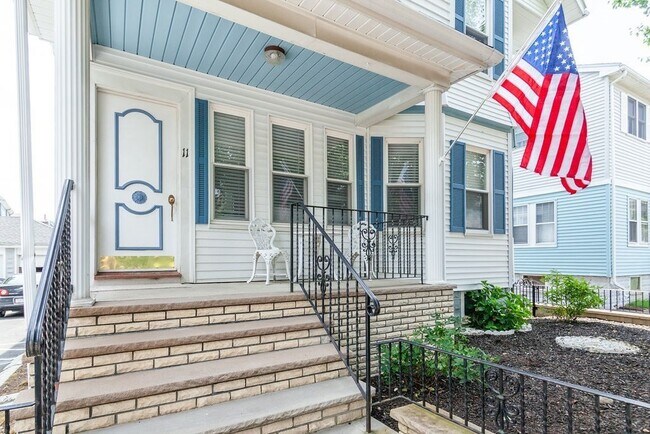 property at 11 Stuart St