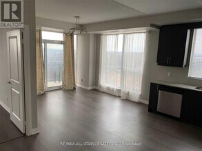 9500 Markham Rd in Markham, ON - Building Photo - Building Photo