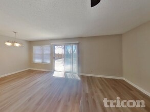 7815 Melbury Forest in San Antonio, TX - Building Photo - Building Photo