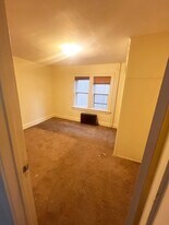 107 Hayes Ave in Endicott, NY - Building Photo