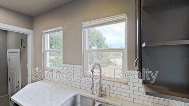 745 N Walnut St in Colorado Springs, CO - Building Photo - Building Photo