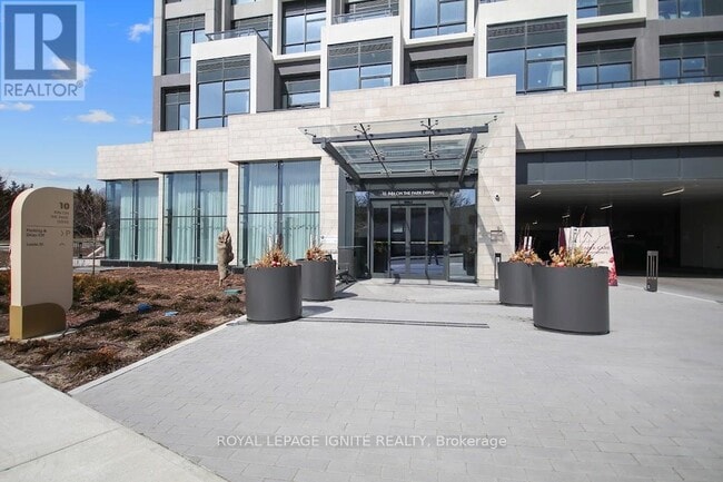 property at 10-1510 Inn On The Pk Dr
