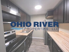 600 Northwood Ct, Unit 301 in Wheeling, WV - Building Photo - Building Photo