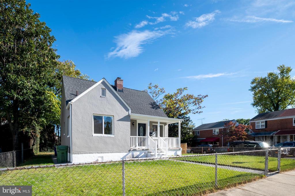 4621 Greenhill Ave in Baltimore, MD - Building Photo