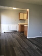 595 Wagner Dr in Battle Creek, MI - Building Photo - Building Photo