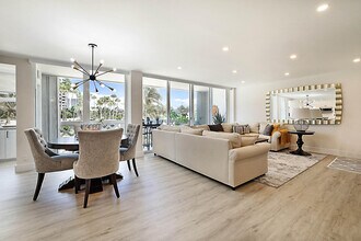1200 S Ocean Blvd in Boca Raton, FL - Foto de edificio - Building Photo