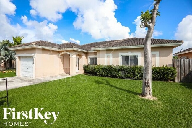 428 SE 12th Ter in Homestead, FL - Building Photo - Building Photo