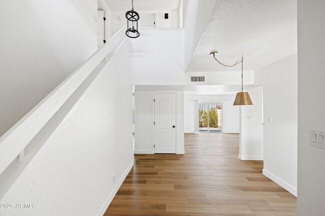 property at 2014 N 51st Way