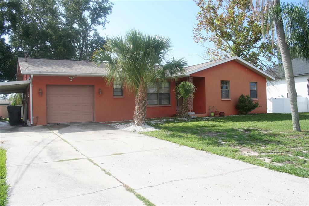 6341 Flamingo Dr in Apollo Beach, FL - Building Photo