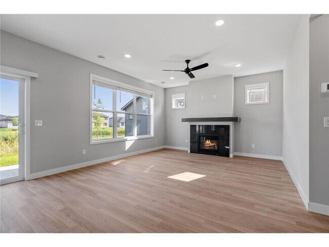 5066 Lander Ave NE in Albertville, MN - Building Photo - Building Photo