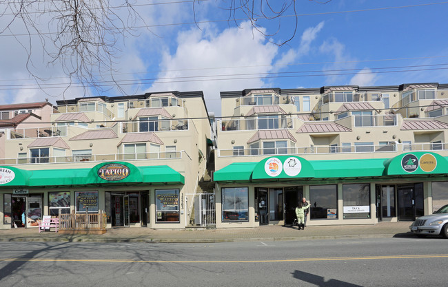 Ocean View in White Rock, BC - Building Photo - Building Photo