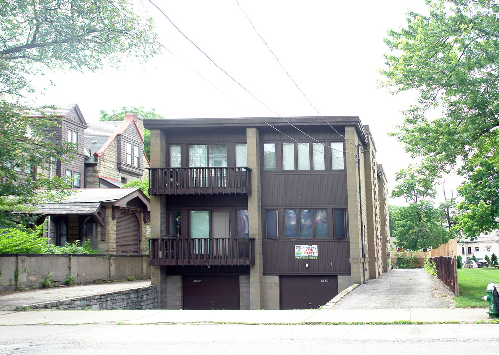 4830-4832 Ellsworth Ave in Pittsburgh, PA - Foto de edificio