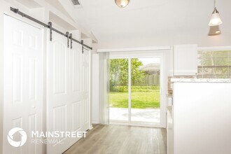 394 Sherman St SE in Palm Bay, FL - Building Photo - Building Photo