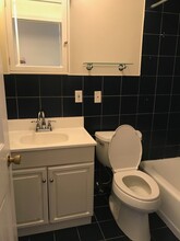 11 Bemis Rd, Unit 4 in Wellesley, MA - Foto de edificio - Building Photo