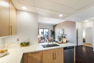 88 Bush St in San Jose, CA - Building Photo - Building Photo