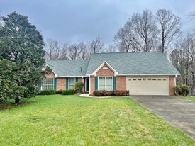 7 Clarendon Pl in Rome, GA - Building Photo