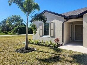 4656 SW Lassiter Ter, Unit 4656 SW Lassiter Terrace in Port St. Lucie, FL - Building Photo - Building Photo