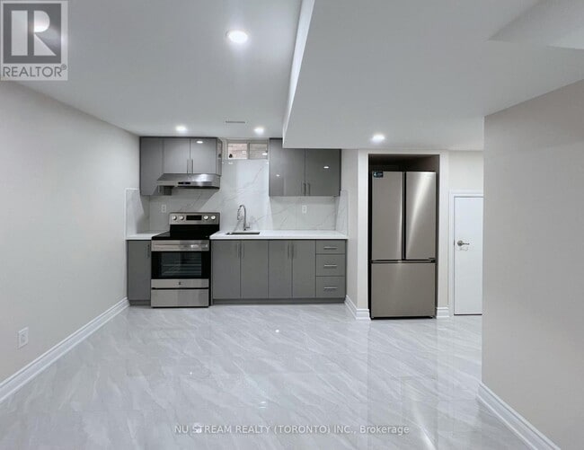 133 Jinnah Ave in Markham, ON - Building Photo - Building Photo