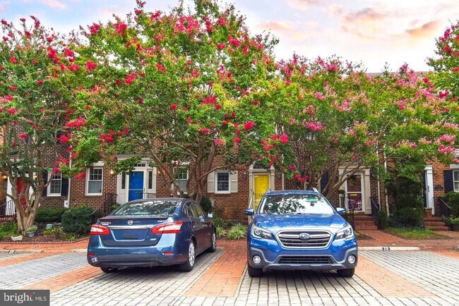 515 Tobacco Quay in Alexandria, VA - Building Photo - Building Photo