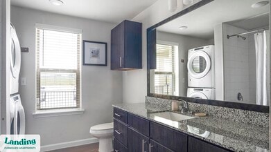 1601 S Heatherwilde Blvd, Unit 1211 in Pflugerville, TX - Foto de edificio - Building Photo