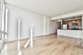 1400 S Michigan Ave in Chicago, IL - Foto de edificio - Building Photo