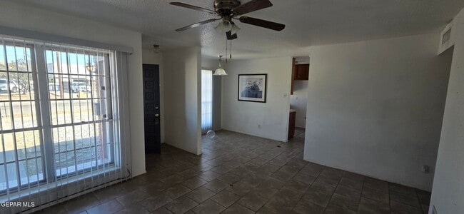 8502 Mettler Dr in El Paso, TX - Building Photo - Building Photo