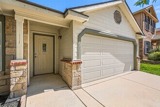 5915 Piedmont Glen in San Antonio, TX - Foto de edificio - Building Photo