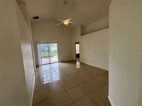 1025 Tourmaline Dr in Kissimmee, FL - Building Photo - Building Photo