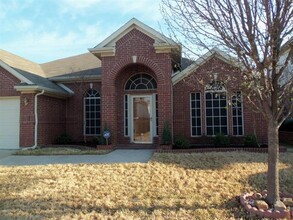 8304 Whippoorwill Dr in Fort Worth, TX - Building Photo - Building Photo