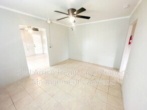 324 Pearl St in Lake Wales, FL - Foto de edificio - Building Photo