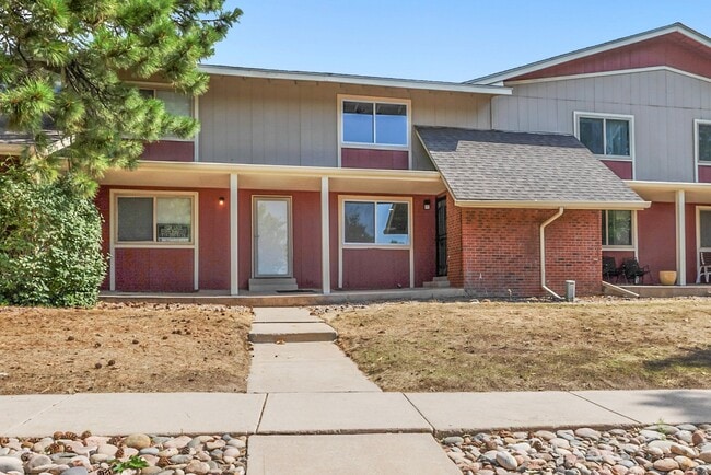 392 W Rockrimmon Blvd, Unit C