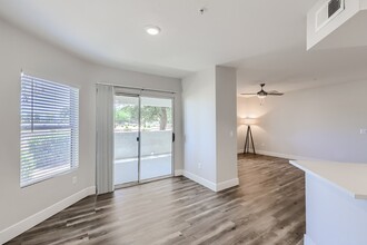 Pavilions at Arrowhead Apartments in Glendale, AZ - Building Photo - Building Photo