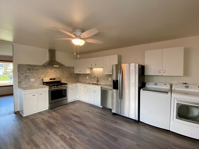 2107 Quail Ln in Rolling Meadows, IL - Building Photo - Building Photo