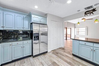 2075 NW 15th Pl in Delray Beach, FL - Building Photo - Building Photo